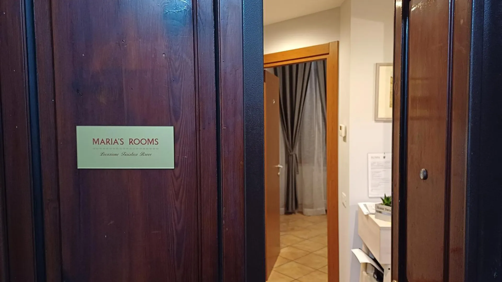 Maria'S Rooms Roma 0*,